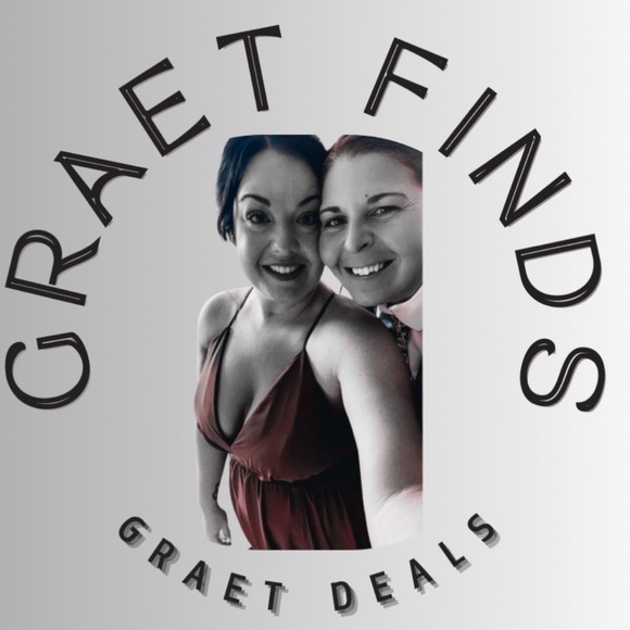 Meet your Posher, Allie - Picture 1 of 1